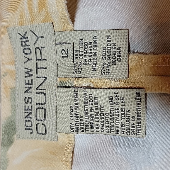 Cottagecore Jones New York Country Capri Yellow Rose Pants Size 12 EUC - Picture 4 of 9